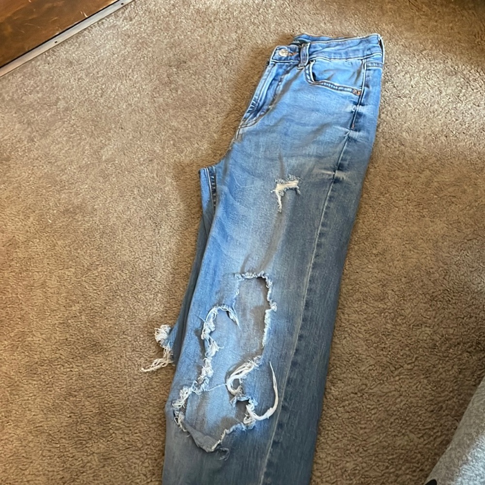 Mom jeans, ripped, very comfortable